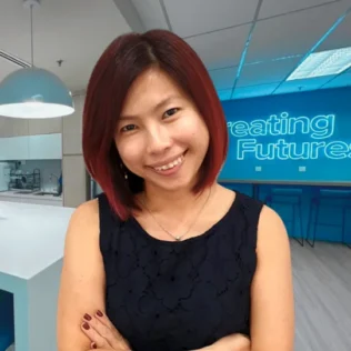 Yong Lin Queen in a Salt office