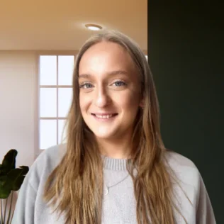 Gemma Lucas headshot