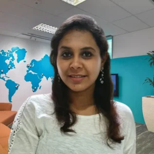 Jayalakshmi Venkataraman headshot in a Salt office